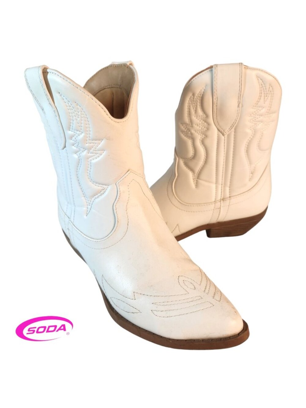 Soda “BLAZING” Western Stitched Pointed Toe Low Heel Ankle Boots Women's 7M